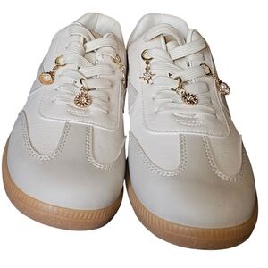 DV by Dolce Vita Women's Cream Sneakers with Gold Accents